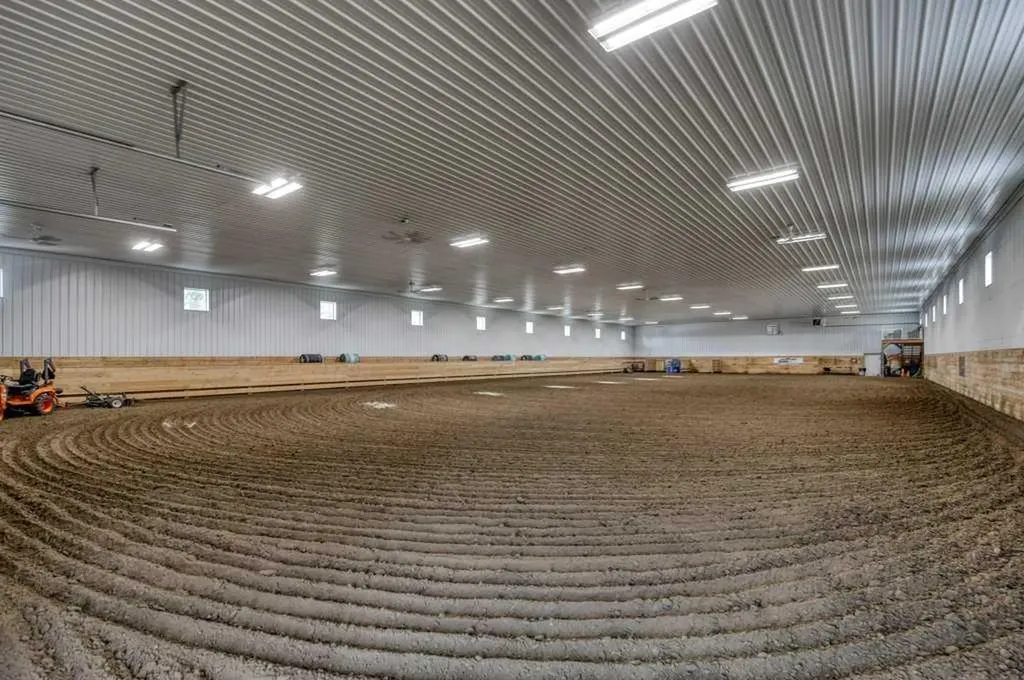 31536 Range Road 61 Rural Mountain View County AB T0M1X0