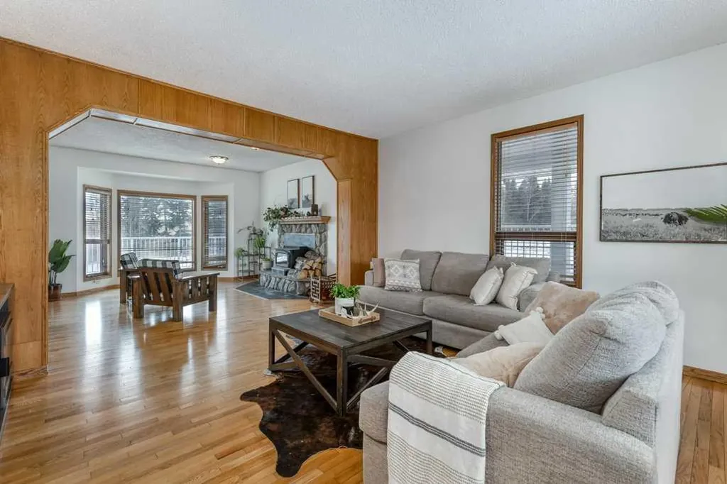 31536 Range Road 61 Rural Mountain View County AB T0M1X0