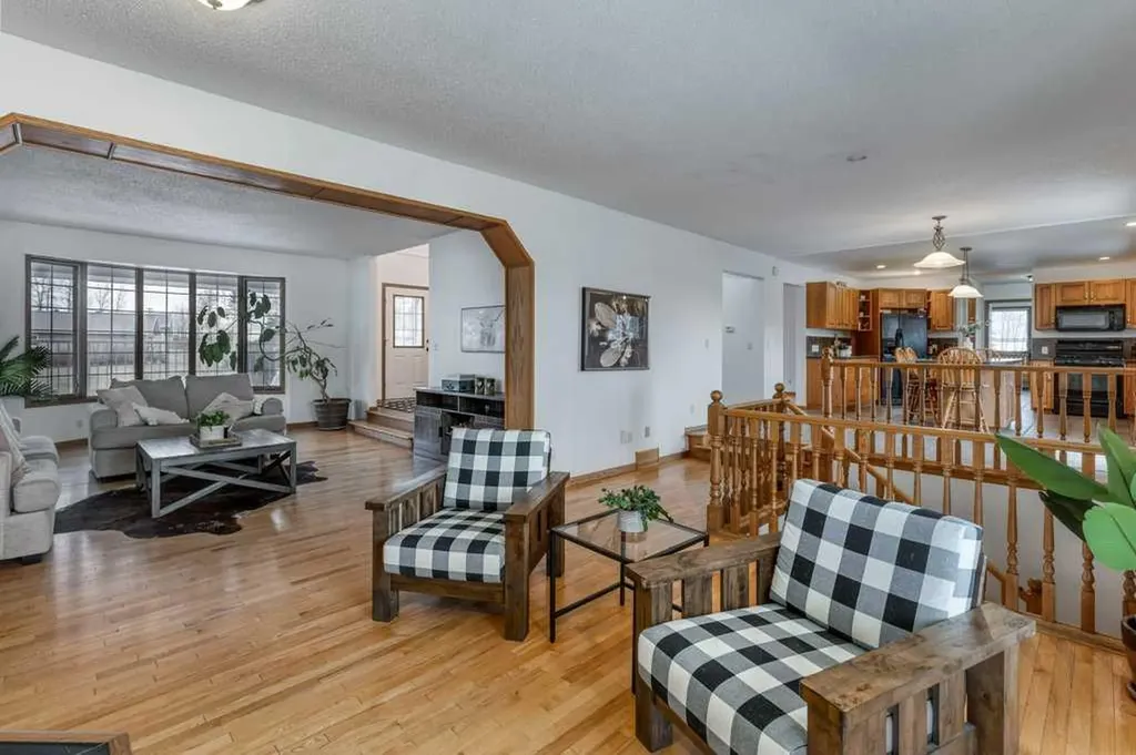 31536 Range Road 61 Rural Mountain View County AB T0M1X0