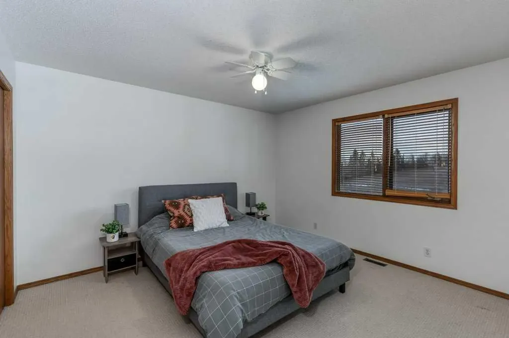 31536 Range Road 61 Rural Mountain View County AB T0M1X0