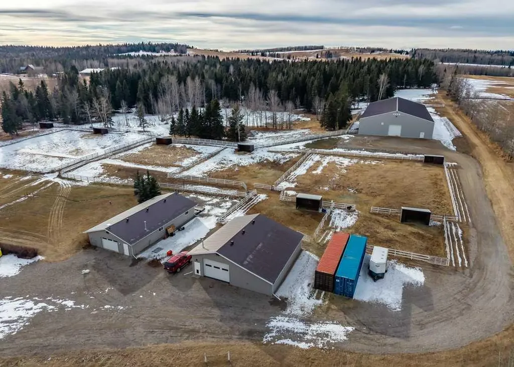 31536 Range Road 61 Rural Mountain View County AB T0M1X0
