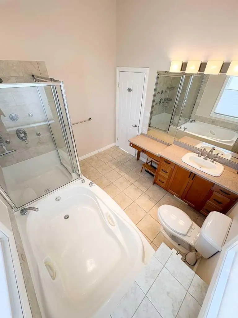 4122 48 Avenue Mayerthorpe AB T0E1N0