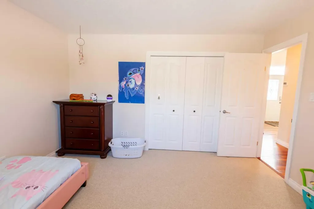 4122 48 Avenue Mayerthorpe AB T0E1N0