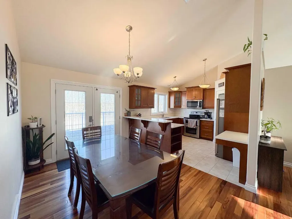 4122 48 Avenue Mayerthorpe AB T0E1N0