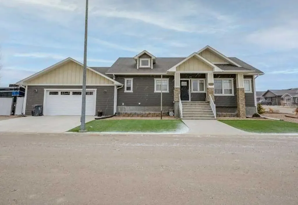 208 Westview Crescent W Bow Island AB T0K 0G0