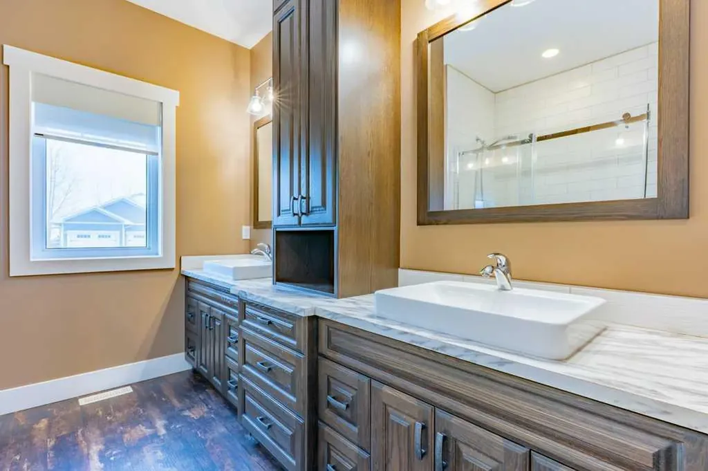 208 Westview Crescent W Bow Island AB T0K 0G0