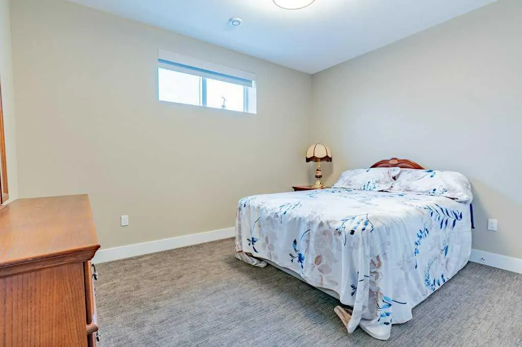 208 Westview Crescent W Bow Island AB T0K 0G0