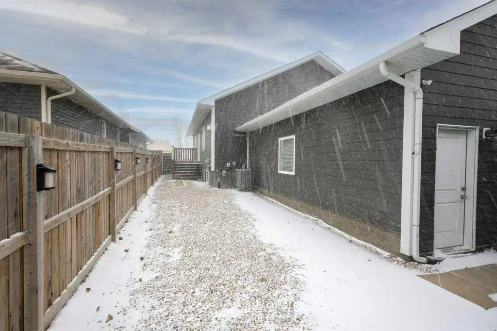208 Westview Crescent W Bow Island AB T0K 0G0