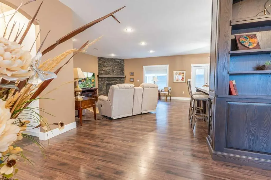 208 Westview Crescent W Bow Island AB T0K 0G0