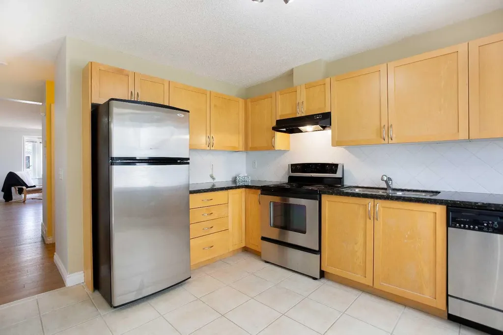 120 Cedarwood Lane SW Calgary AB T2W 6J3