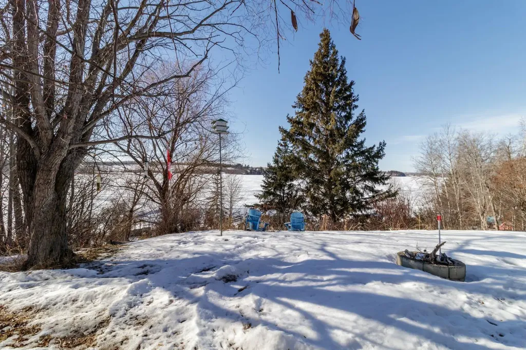 101 24508 Twp Road 361 Rural Red Deer County AB T0M 1R0