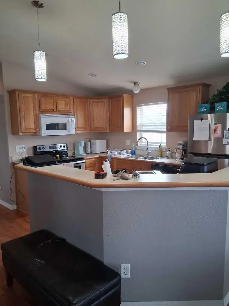 414 Conductor Boulevard Coaldale AB T1M1P8