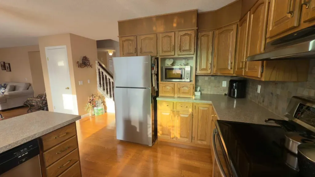 317 6 Avenue W Hanna AB T0J1P0