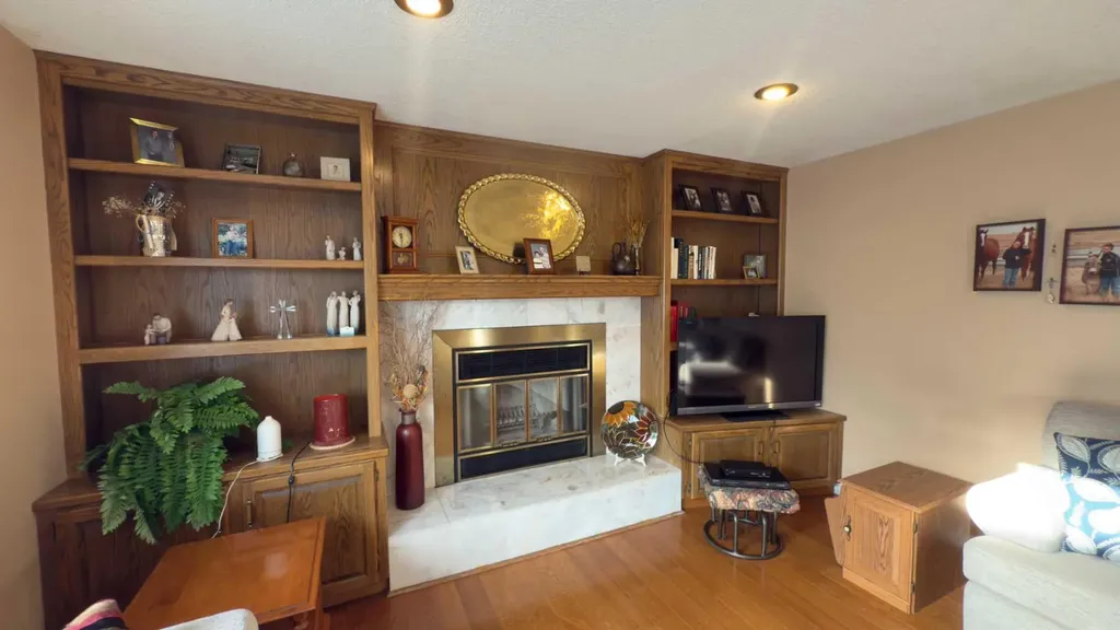 317 6 Avenue W Hanna AB T0J1P0