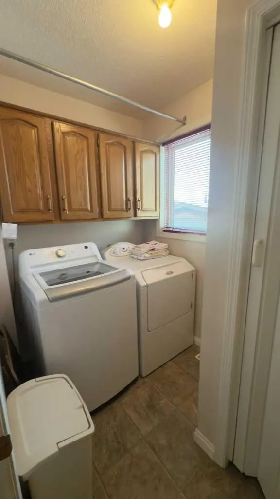 317 6 Avenue W Hanna AB T0J1P0