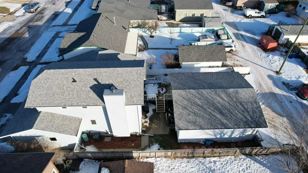 317 6 Avenue W Hanna AB T0J1P0