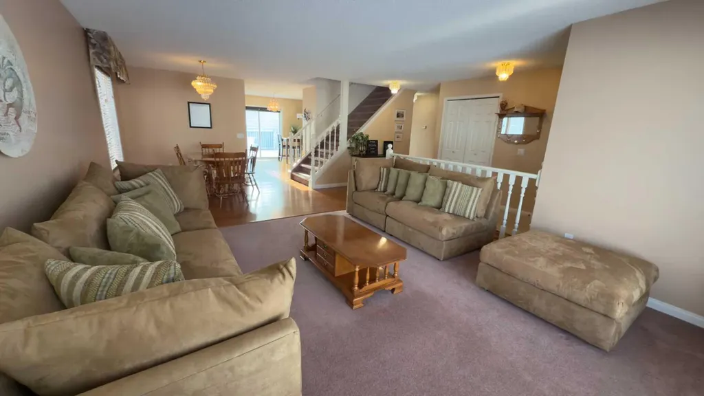 317 6 Avenue W Hanna AB T0J1P0