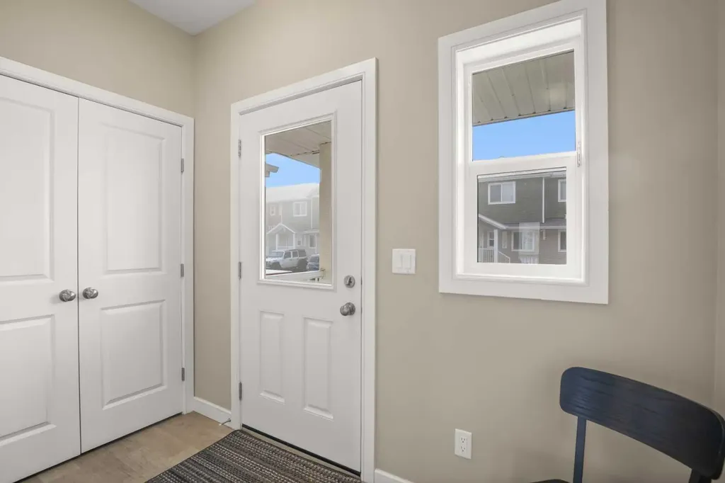 148 Vanier Drive Red Deer AB T4R 0V1