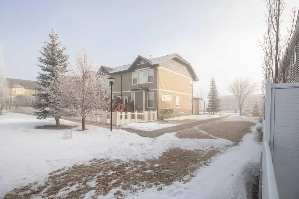 148 Vanier Drive Red Deer AB T4R 0V1