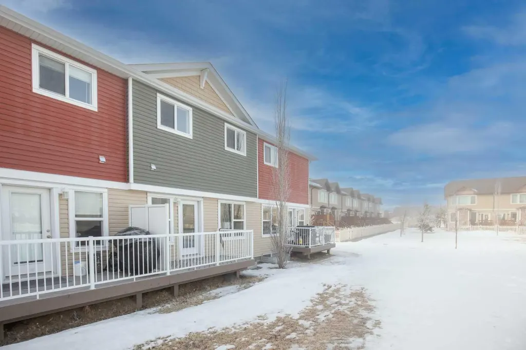 148 Vanier Drive Red Deer AB T4R 0V1