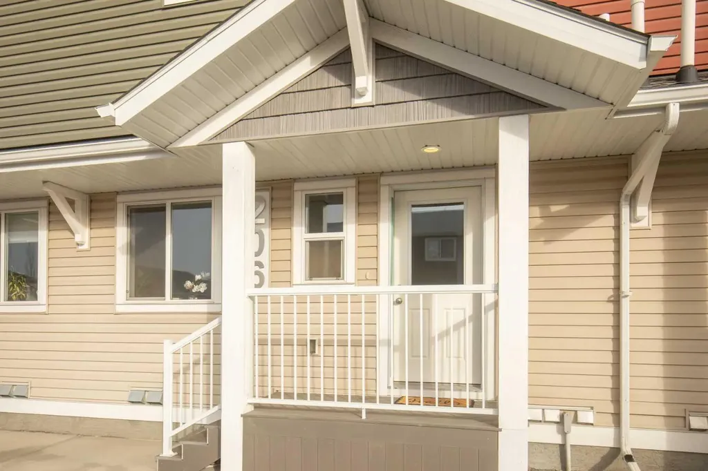 148 Vanier Drive Red Deer AB T4R 0V1
