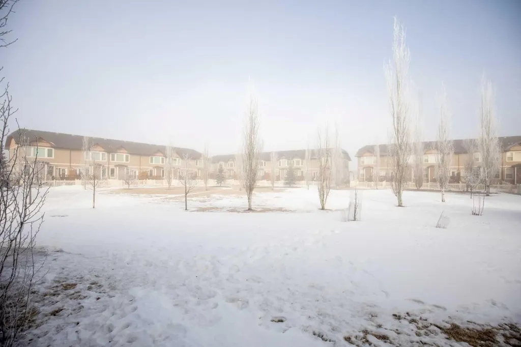 148 Vanier Drive Red Deer AB T4R 0V1