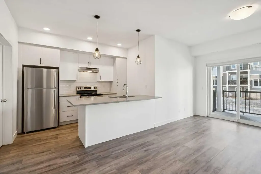 24 Rivercrest Drive Cochrane AB T4C 2V2