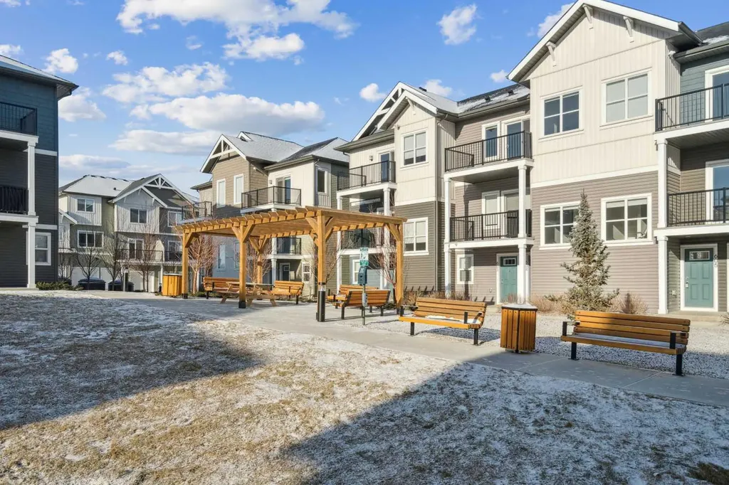 24 Rivercrest Drive Cochrane AB T4C 2V2