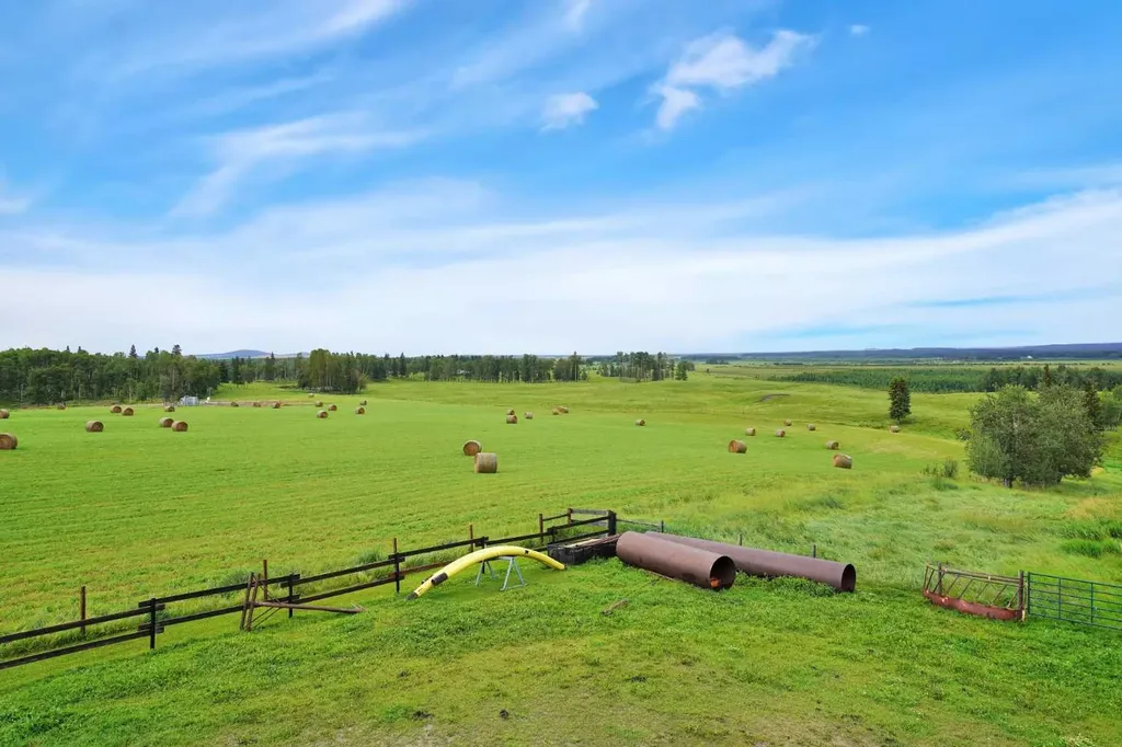 45040 Township Road 421 Township Rural Ponoka County AB T0C0J0