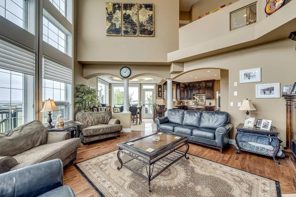 4300 Memorial Trail Sylvan Lake AB T4S 0R1