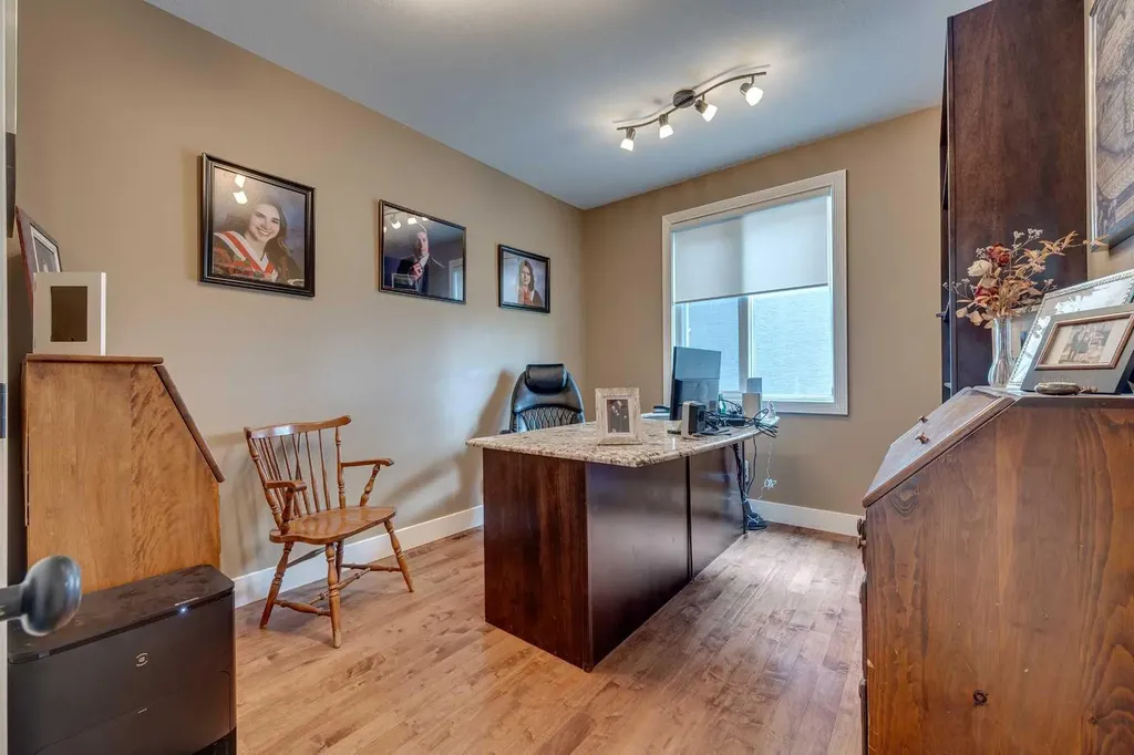 4300 Memorial Trail Sylvan Lake AB T4S 0R1