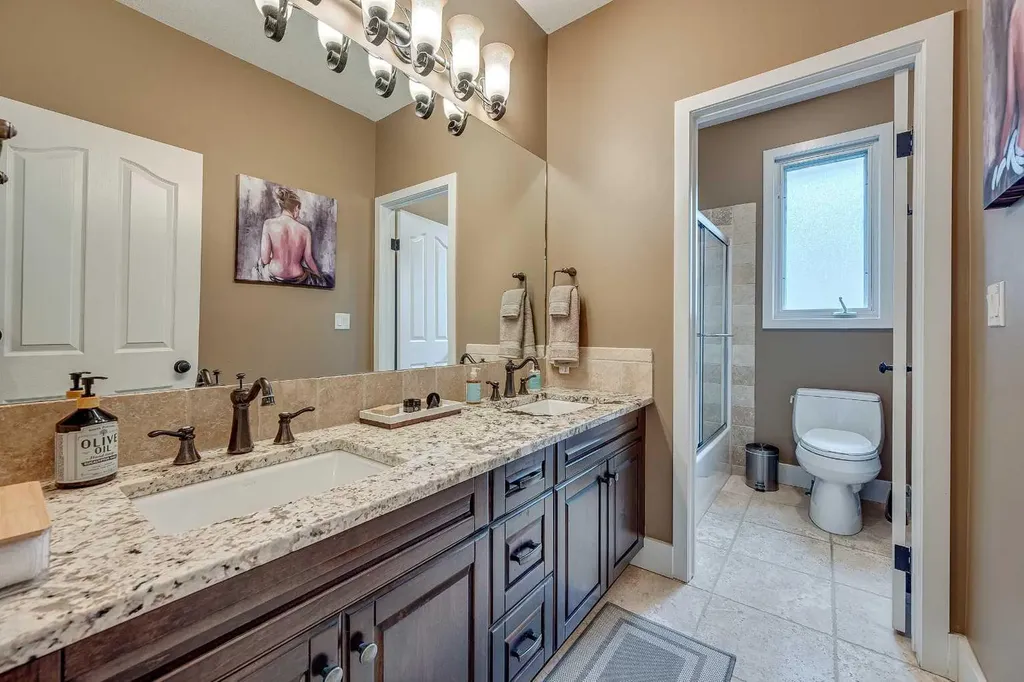 4300 Memorial Trail Sylvan Lake AB T4S 0R1