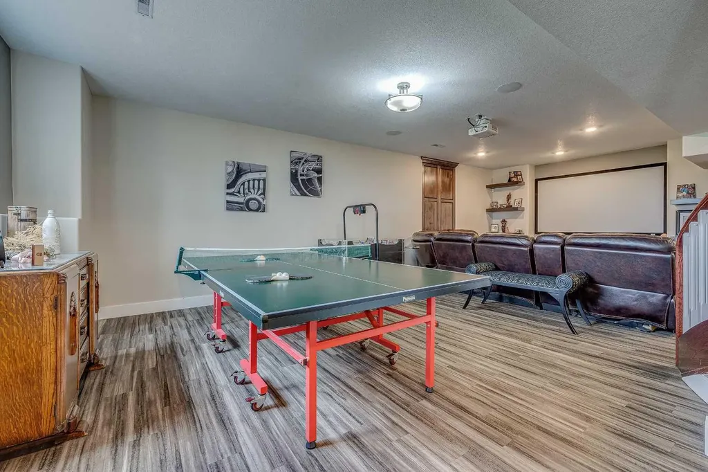 4300 Memorial Trail Sylvan Lake AB T4S 0R1