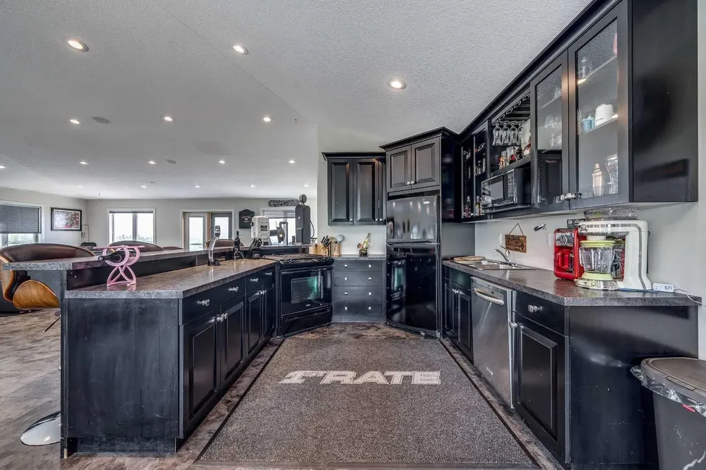 4300 Memorial Trail Sylvan Lake AB T4S 0R1