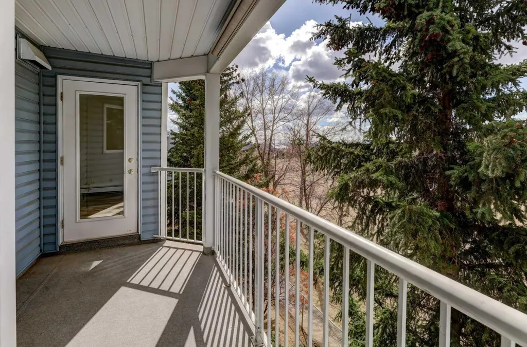 3309 Hawksbrow Point NW Calgary AB T3G 4C9