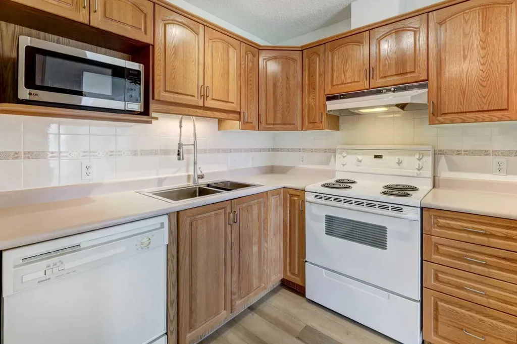 3309 Hawksbrow Point NW Calgary AB T3G 4C9