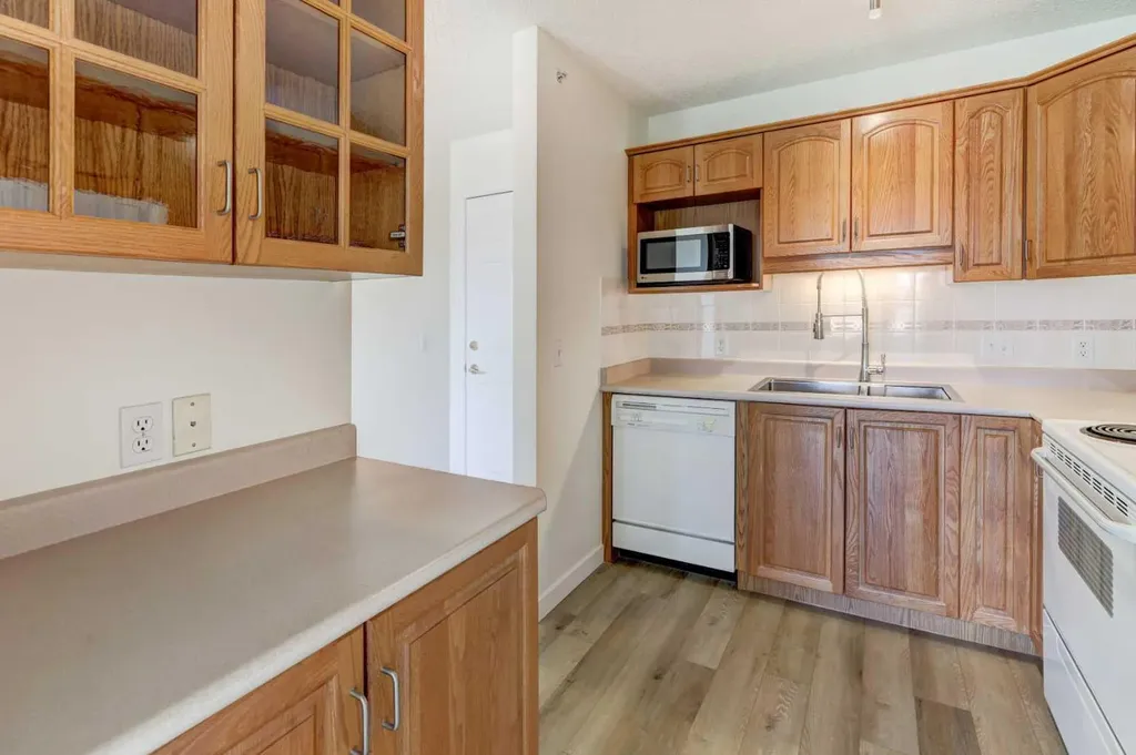 3309 Hawksbrow Point NW Calgary AB T3G 4C9
