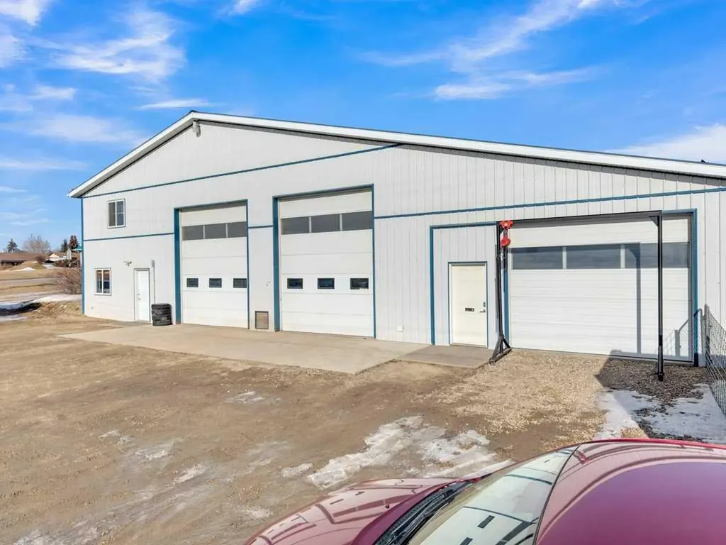 5025 46 Avenue Rimbey AB T0C 2J0