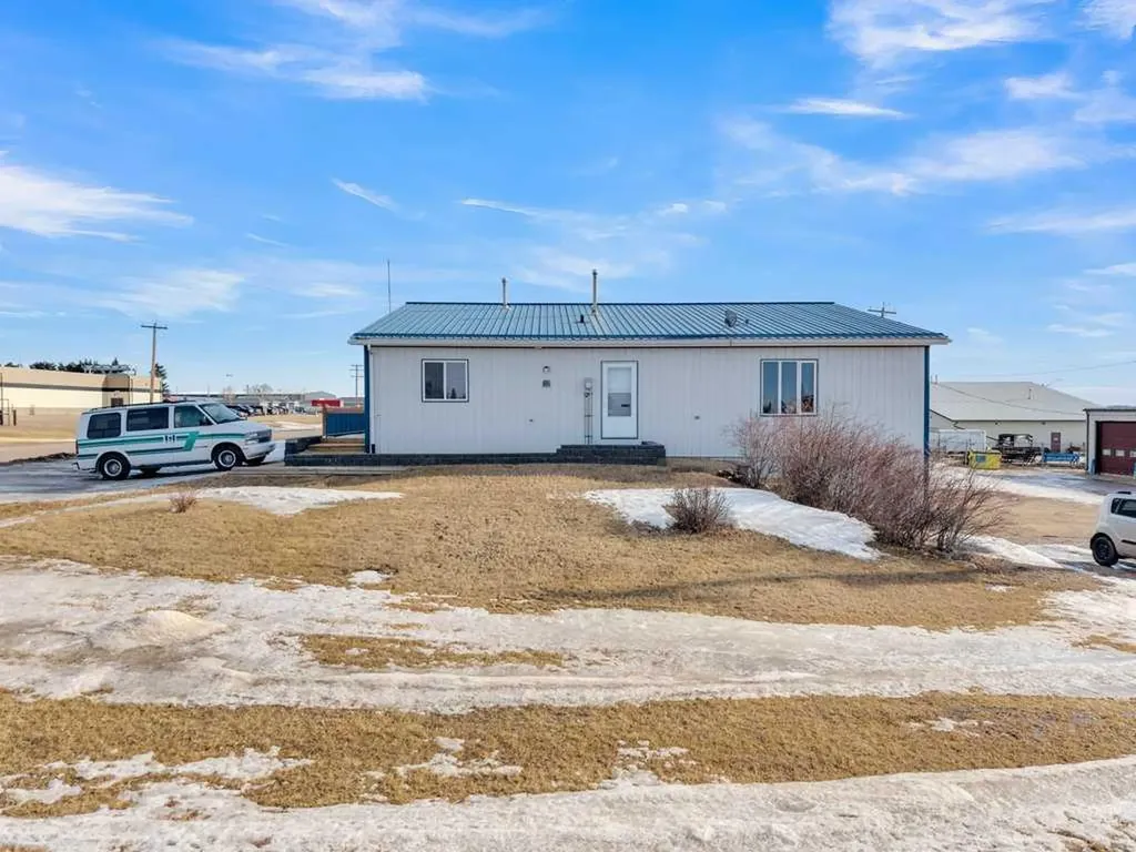 5025 46 Avenue Rimbey AB T0C 2J0
