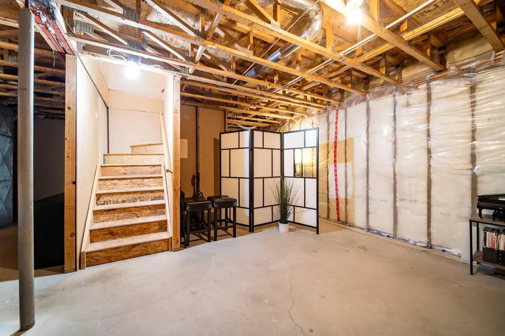 422 9th Street Wainwright AB T9W 1C7