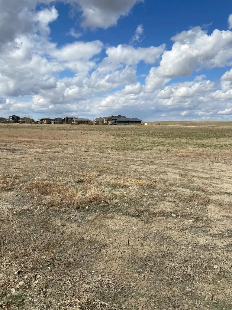 29 Kingfisher Estates Drive Lake Newell Resort AB T1R 0X5