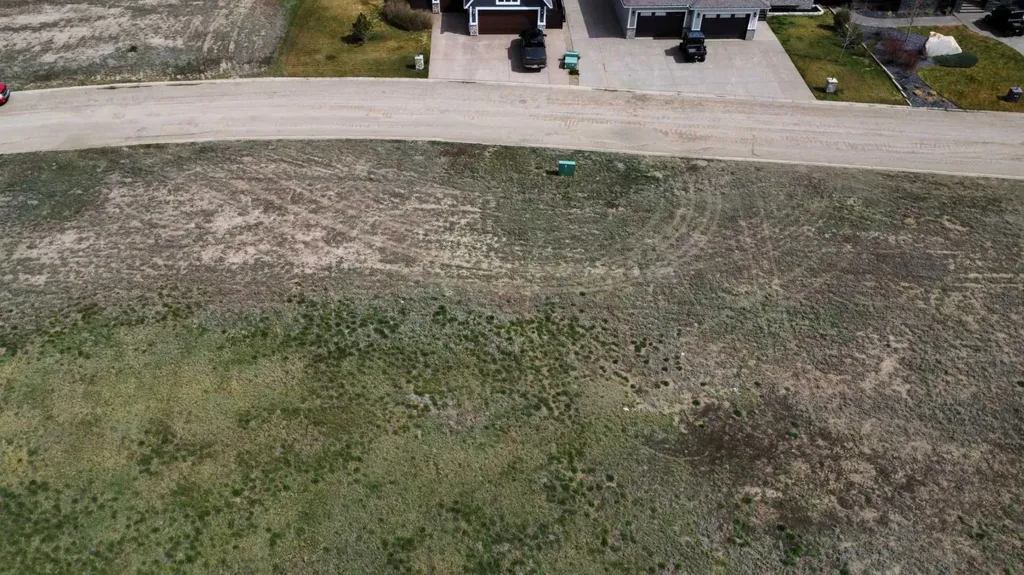 29 Kingfisher Estates Drive Lake Newell Resort AB T1R 0X5