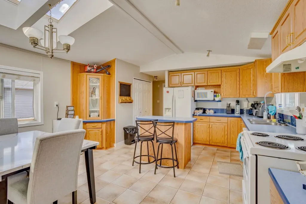 244 Cokerill Crescent Fort Mcmurray AB T9K 2J2