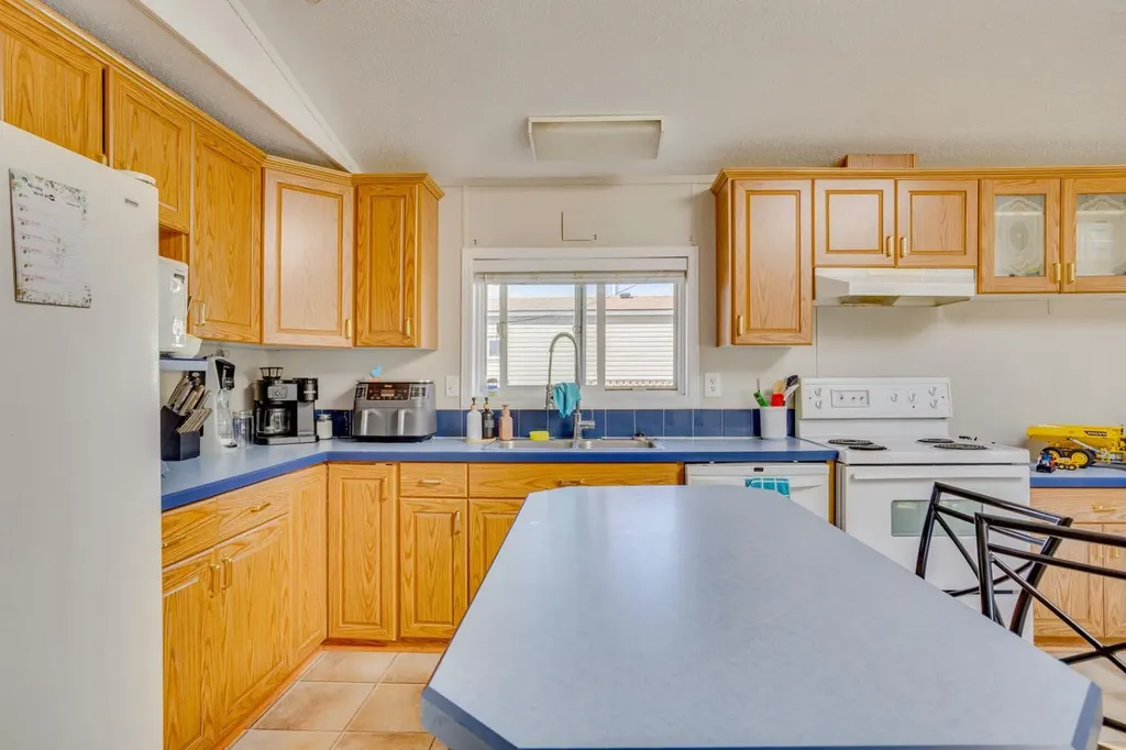 244 Cokerill Crescent Fort Mcmurray AB T9K 2J2