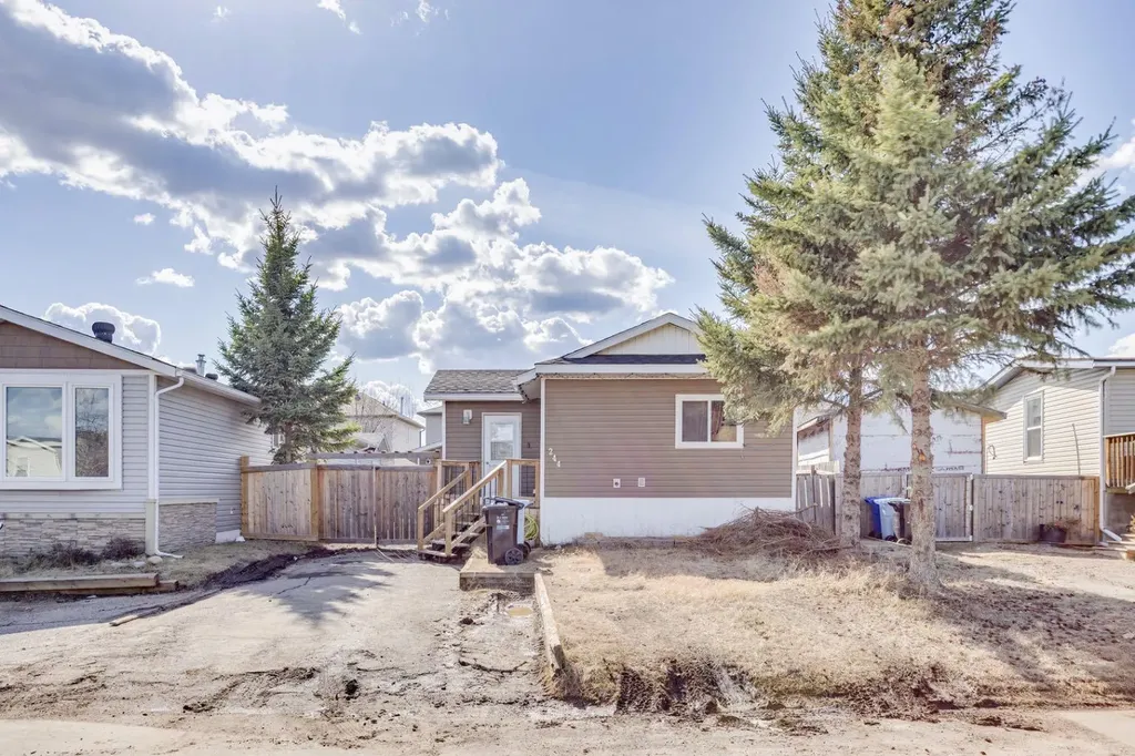 244 Cokerill Crescent Fort Mcmurray AB T9K 2J2