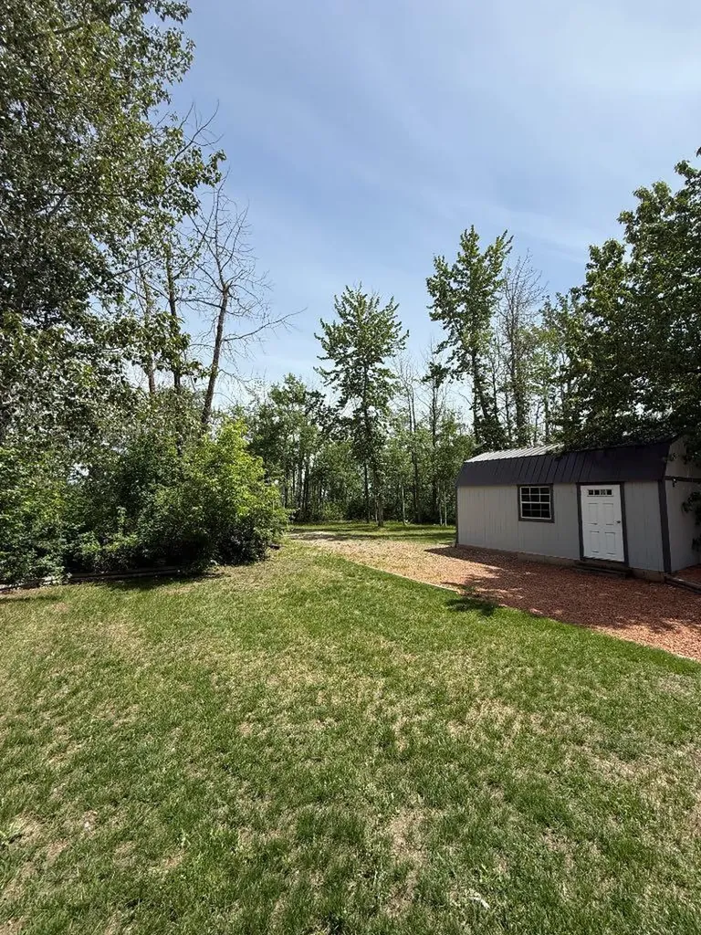 63 Sands Street Rochon Sands AB T0C3B0