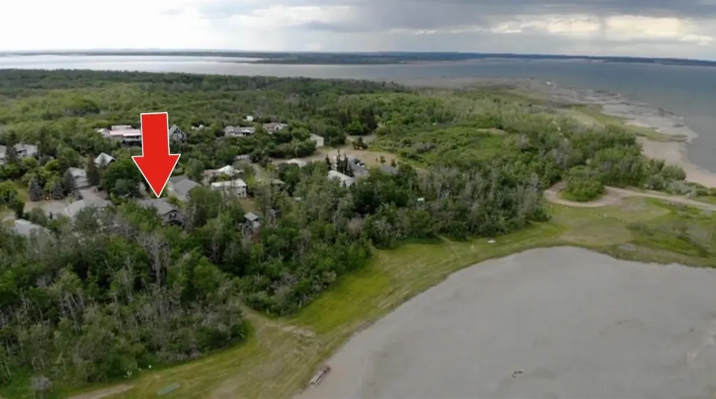 63 Sands Street Rochon Sands AB T0C3B0