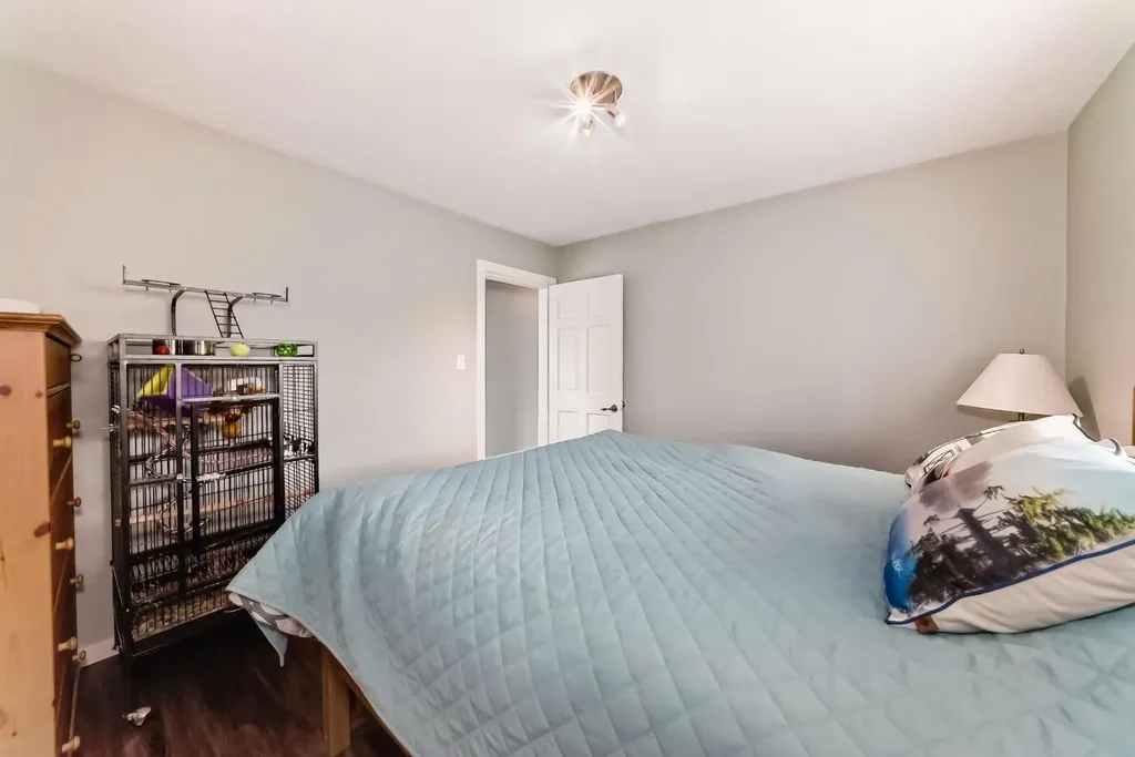 63 Sands Street Rochon Sands AB T0C3B0