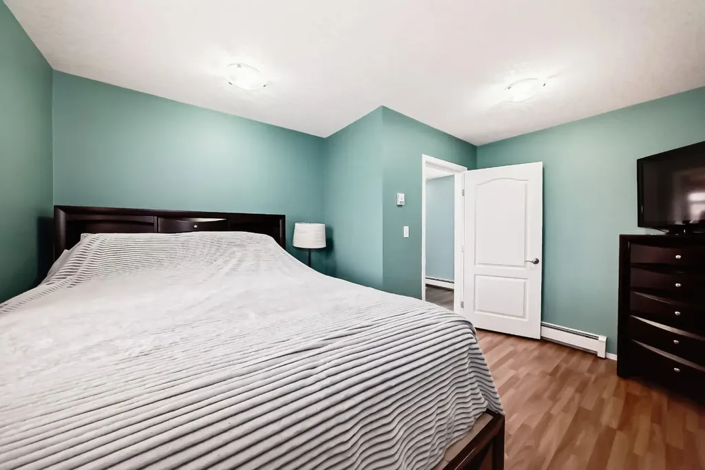 63 Sands Street Rochon Sands AB T0C3B0