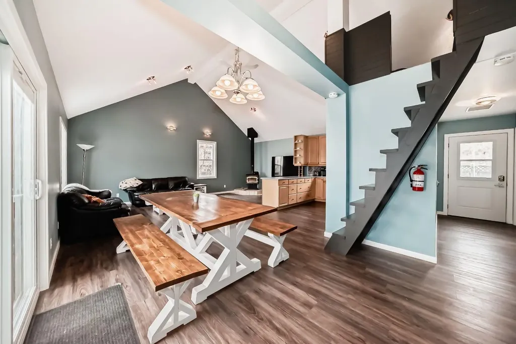 63 Sands Street Rochon Sands AB T0C3B0